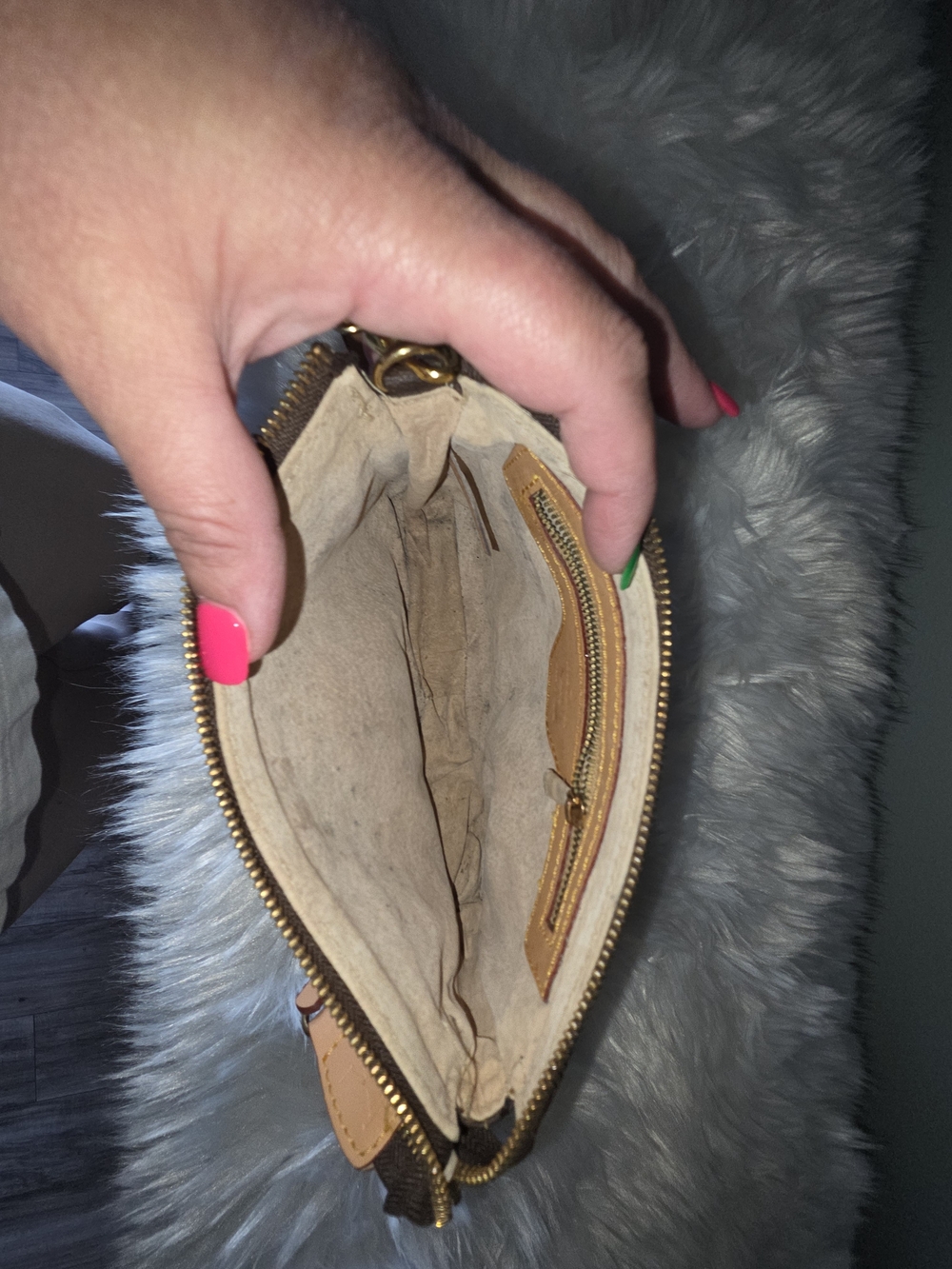 Louis Vuitton Monogram Pochette Accessoires - Brown/Tan/ I Do Not Know If Legit - Picture 8 of 8